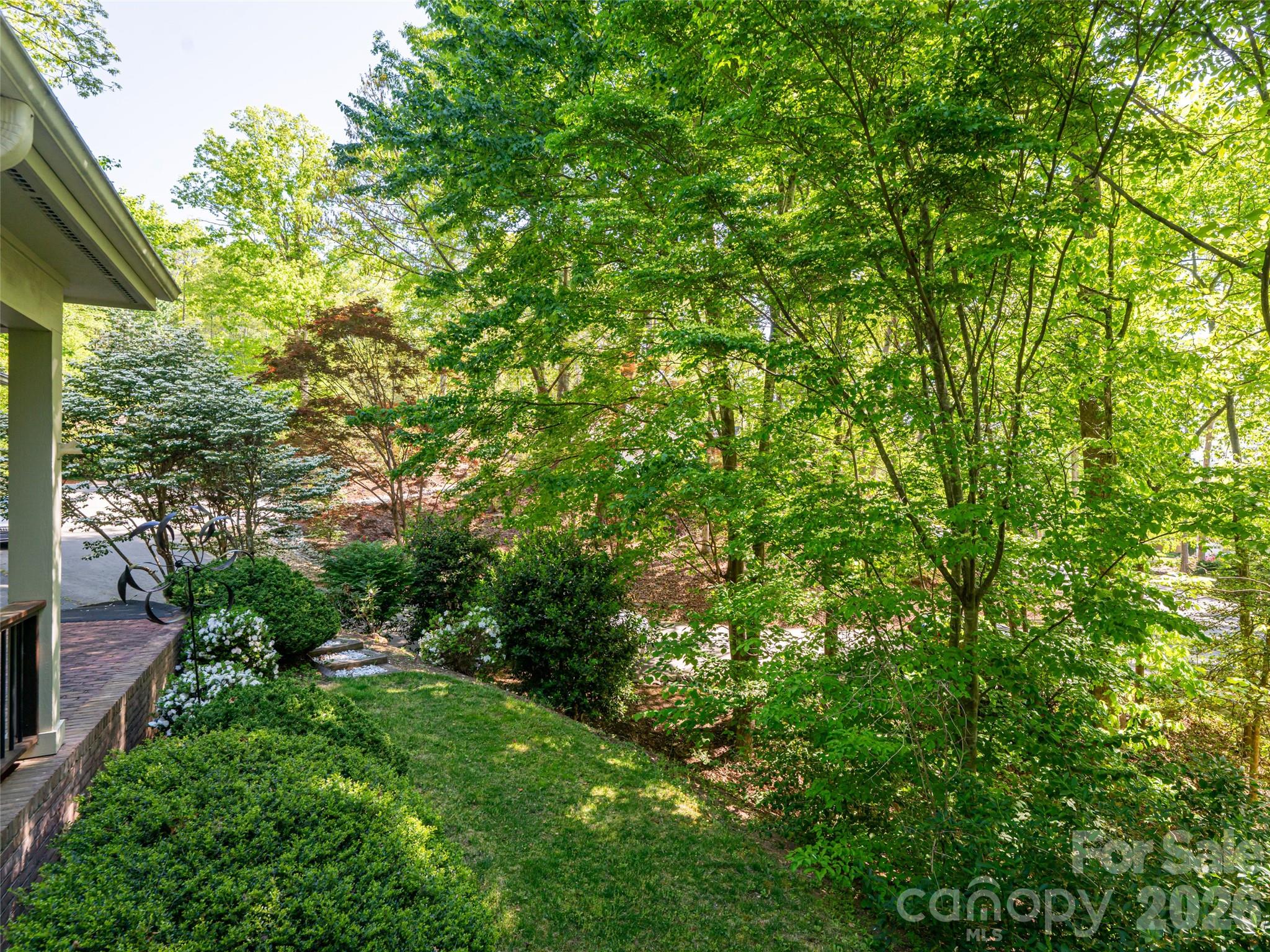 4 Dogwood Glen Circle Etowah NC 28729