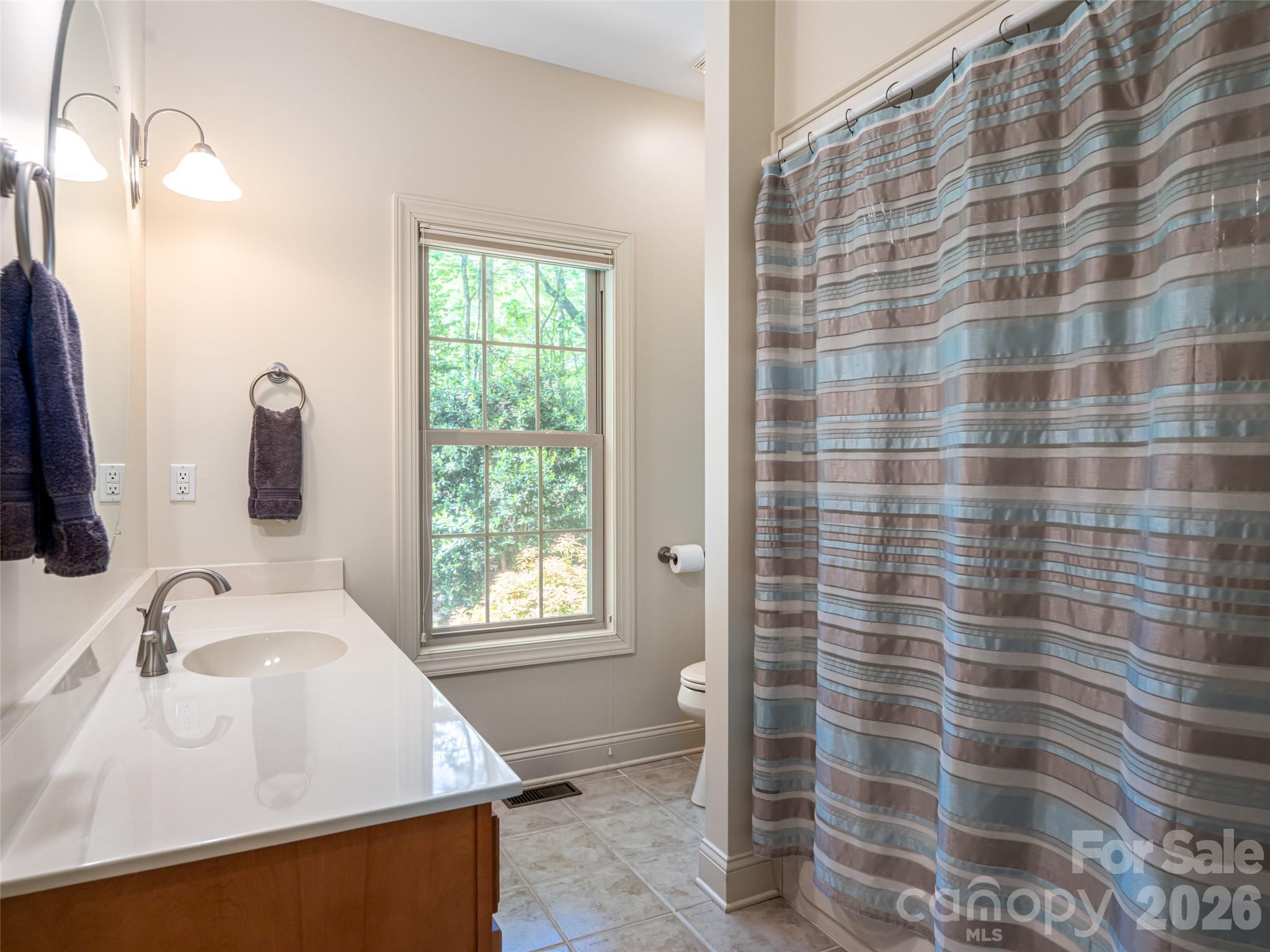 4 Dogwood Glen Circle Etowah NC 28729
