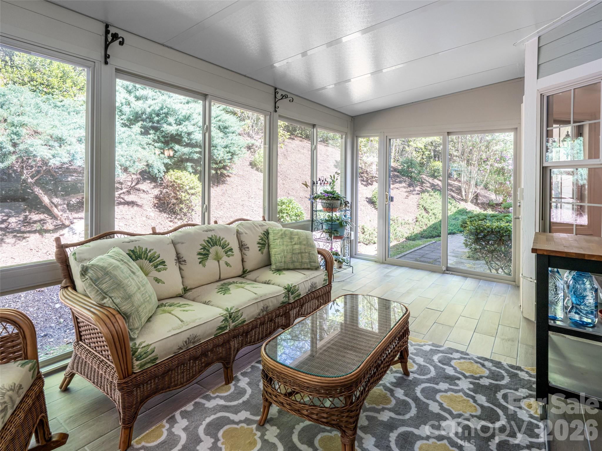 4 Dogwood Glen Circle Etowah NC 28729
