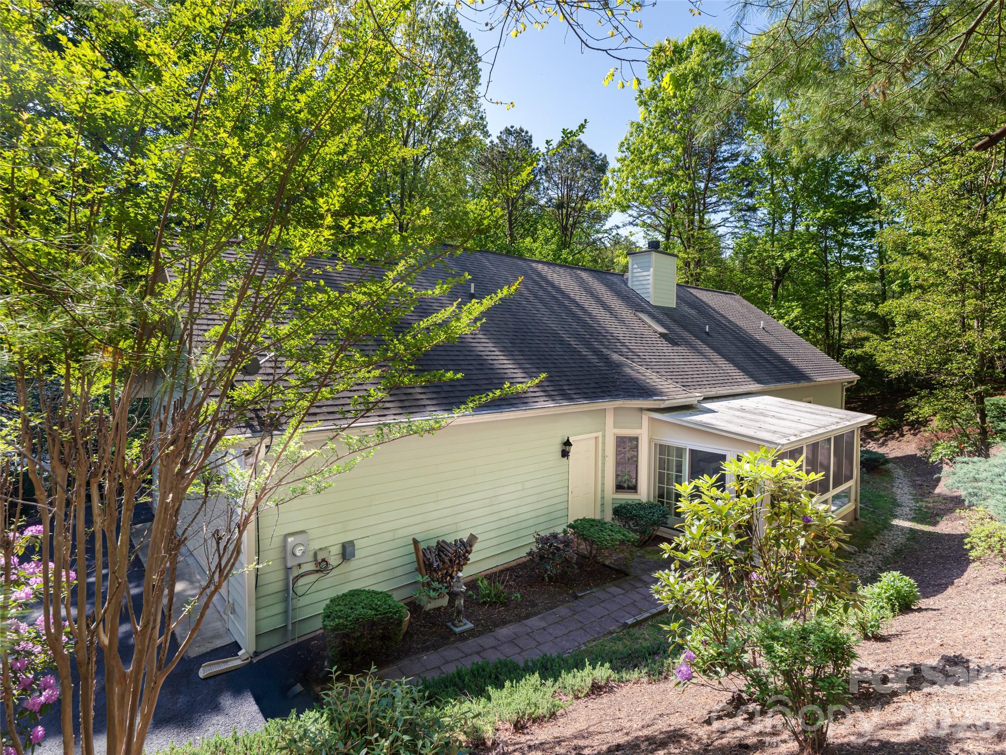 4 Dogwood Glen Circle Etowah NC 28729