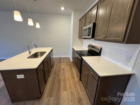 4750 Lakeview Road N Charlotte NC 28216