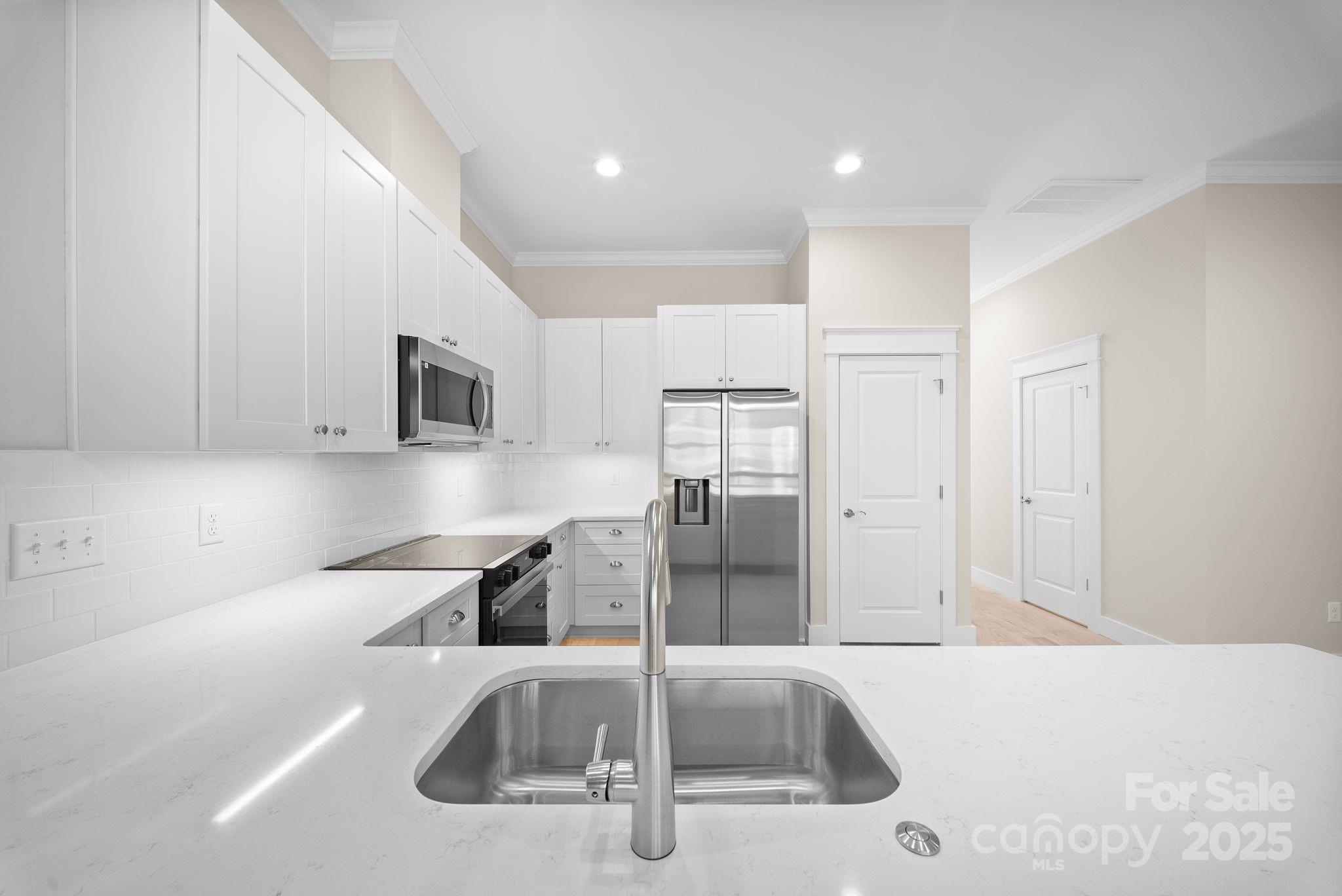 107 Collin Place Asheville NC 28804