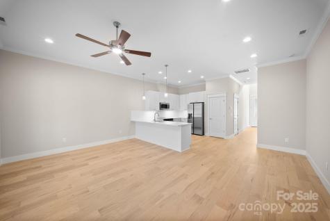 107 Collin Place Asheville NC 28804