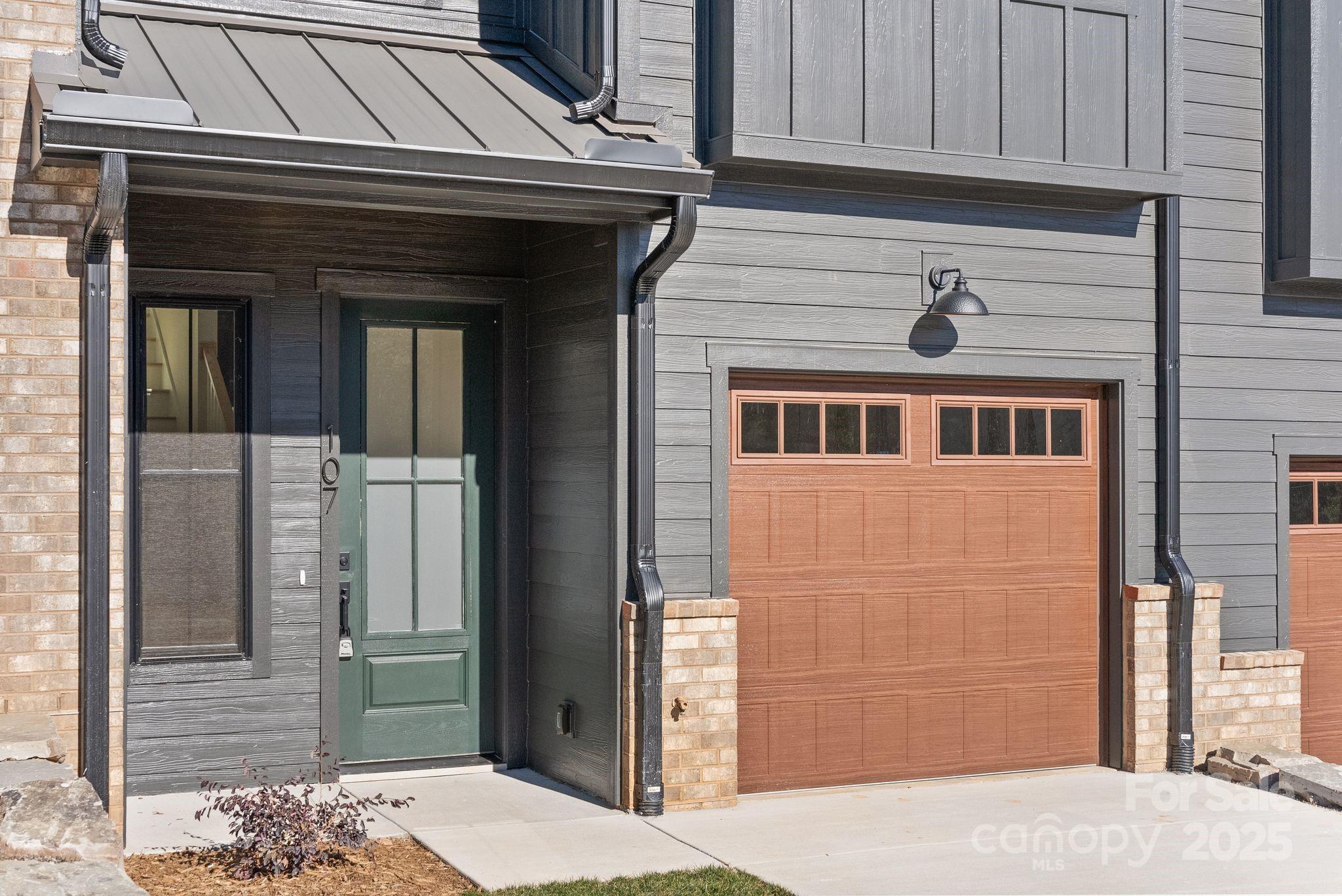 107 Collin Place Asheville NC 28804