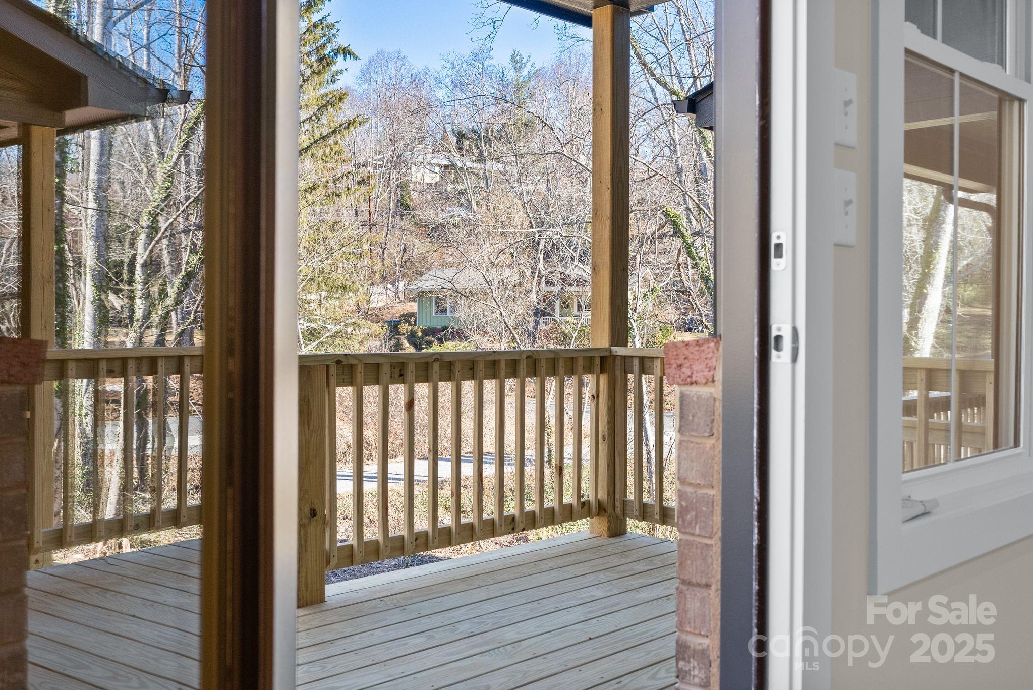 107 Collin Place Asheville NC 28804