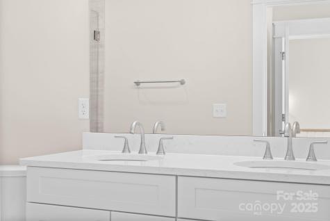 107 Collin Place Asheville NC 28804