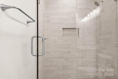 107 Collin Place Asheville NC 28804