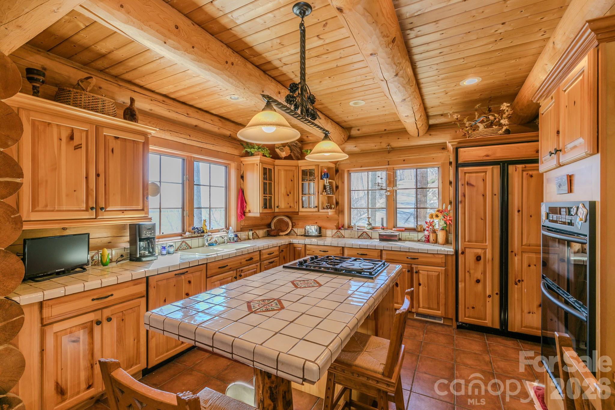 851 Austin Mountain Drive Burnsville NC 28714