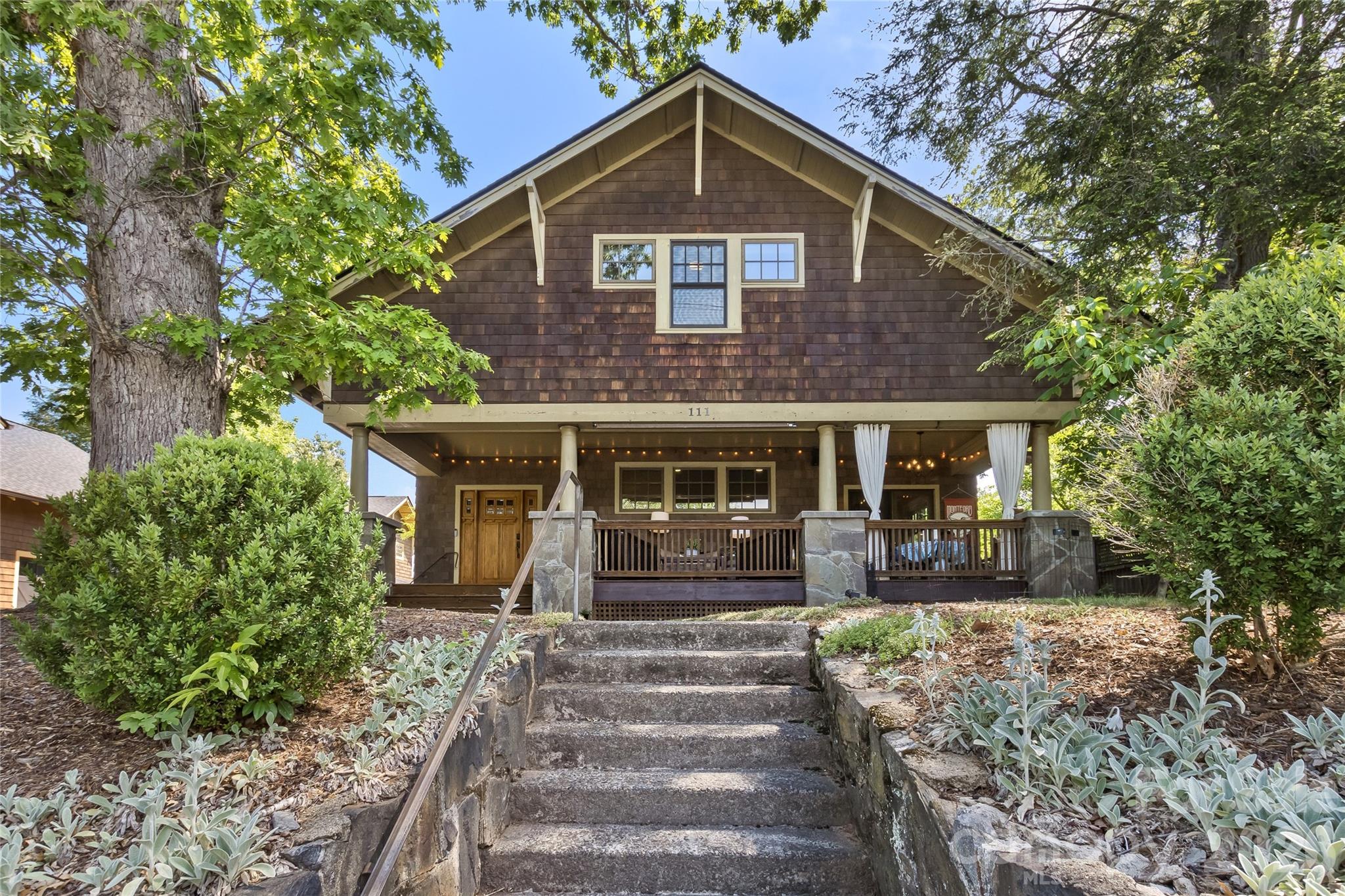 Asheville NC, 111 Montford Avenue
