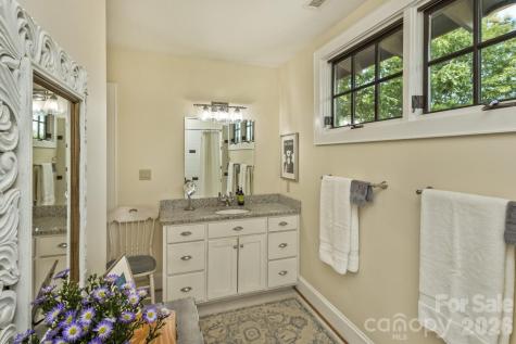 111 Montford Avenue Asheville NC 28801
