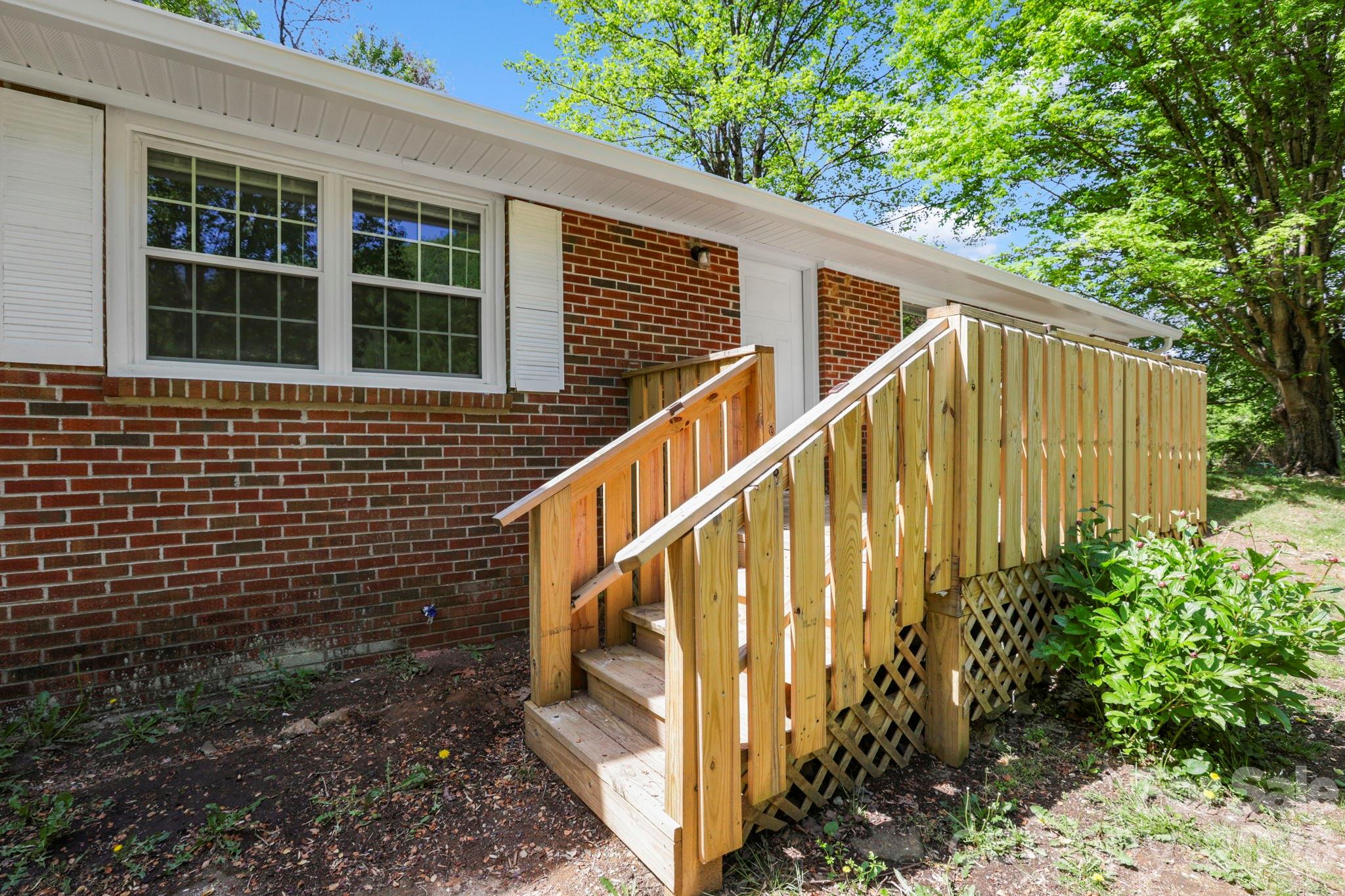 1007 N Fork Road Barnardsville NC 28709