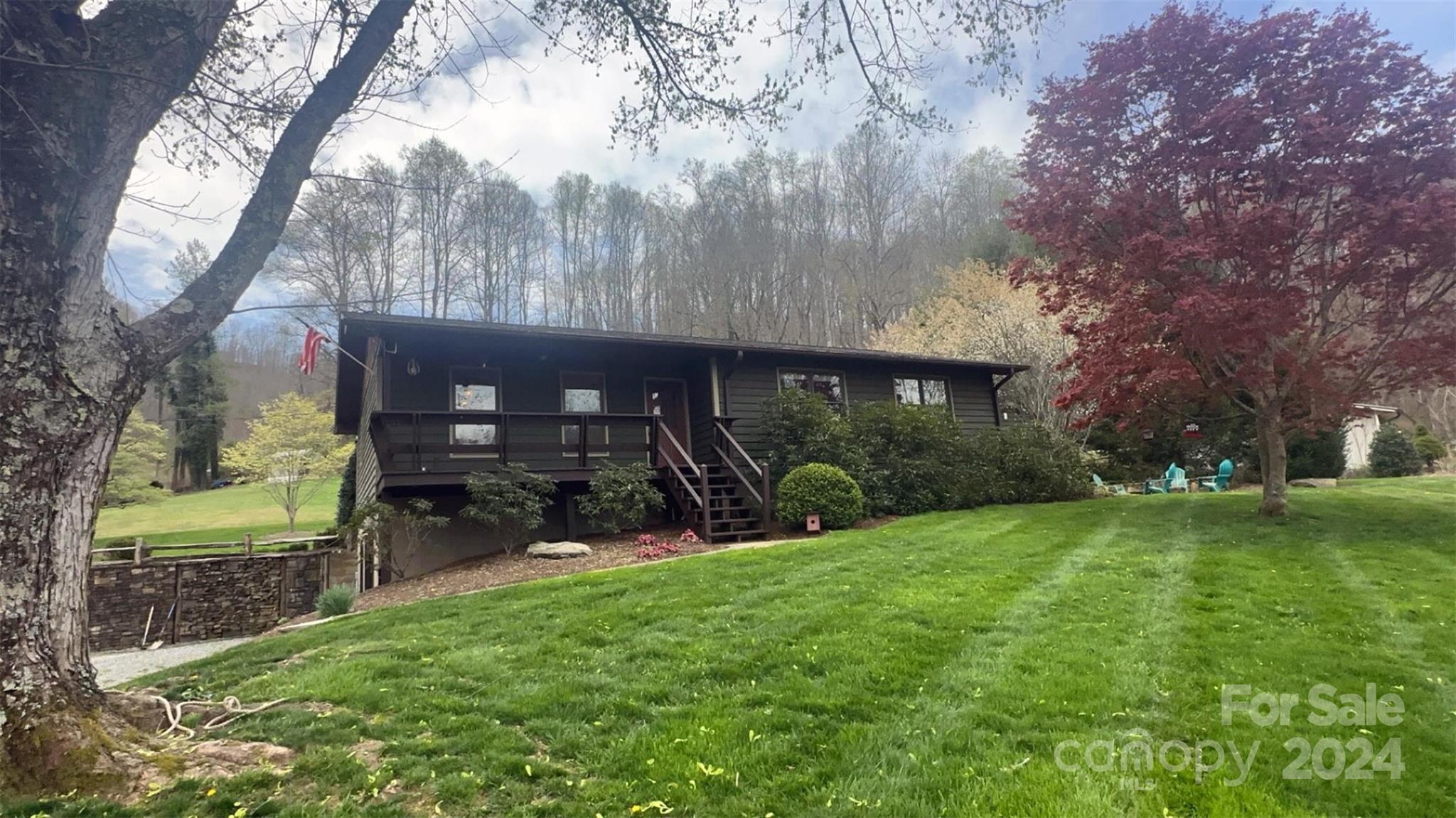 52 Sugar Loaf Road Sylva NC 28779