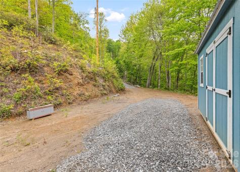328 Mountain Lion Trail Maggie Valley NC 28751