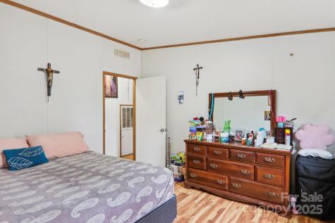 34 Emory Place Asheville NC 28806