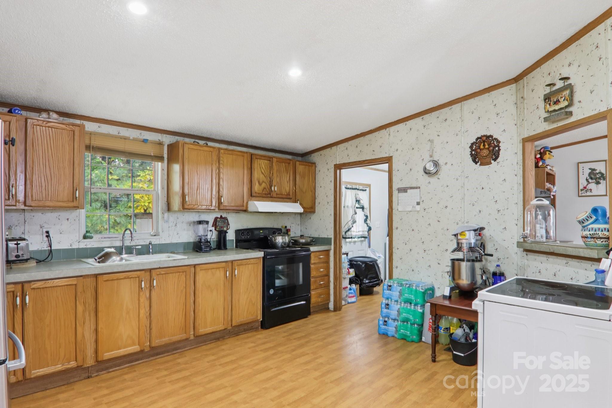 34 Emory Place Asheville NC 28806