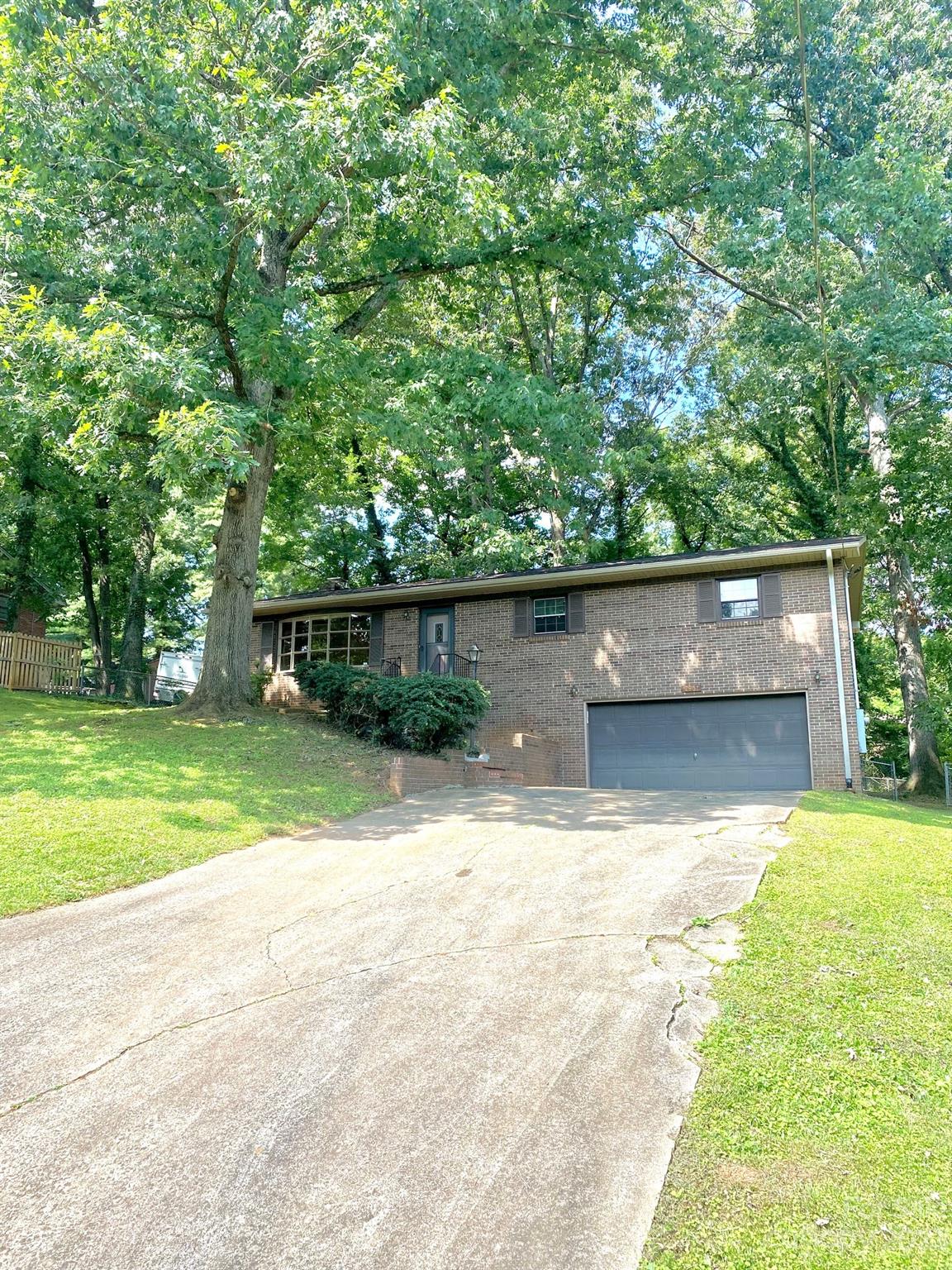 2951 7th Street Drive NE Hickory NC 28601
