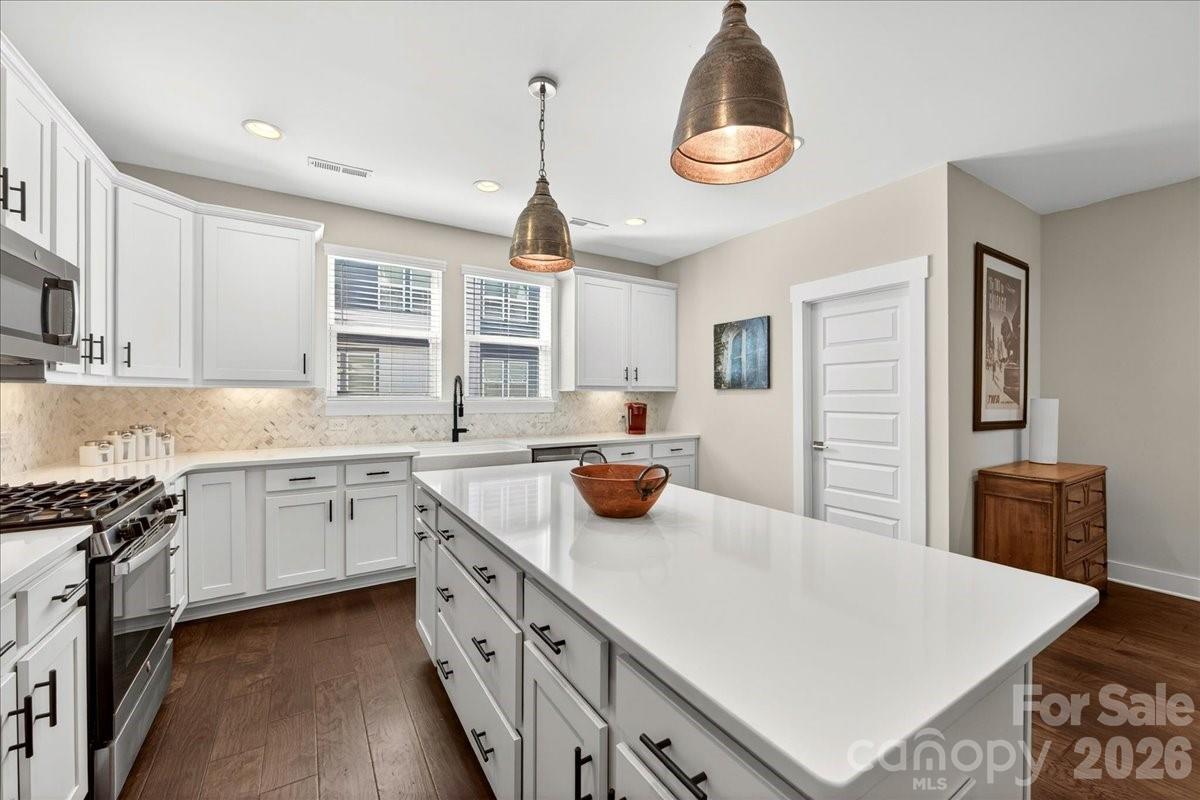 4136 Castleton Road Charlotte NC 28211