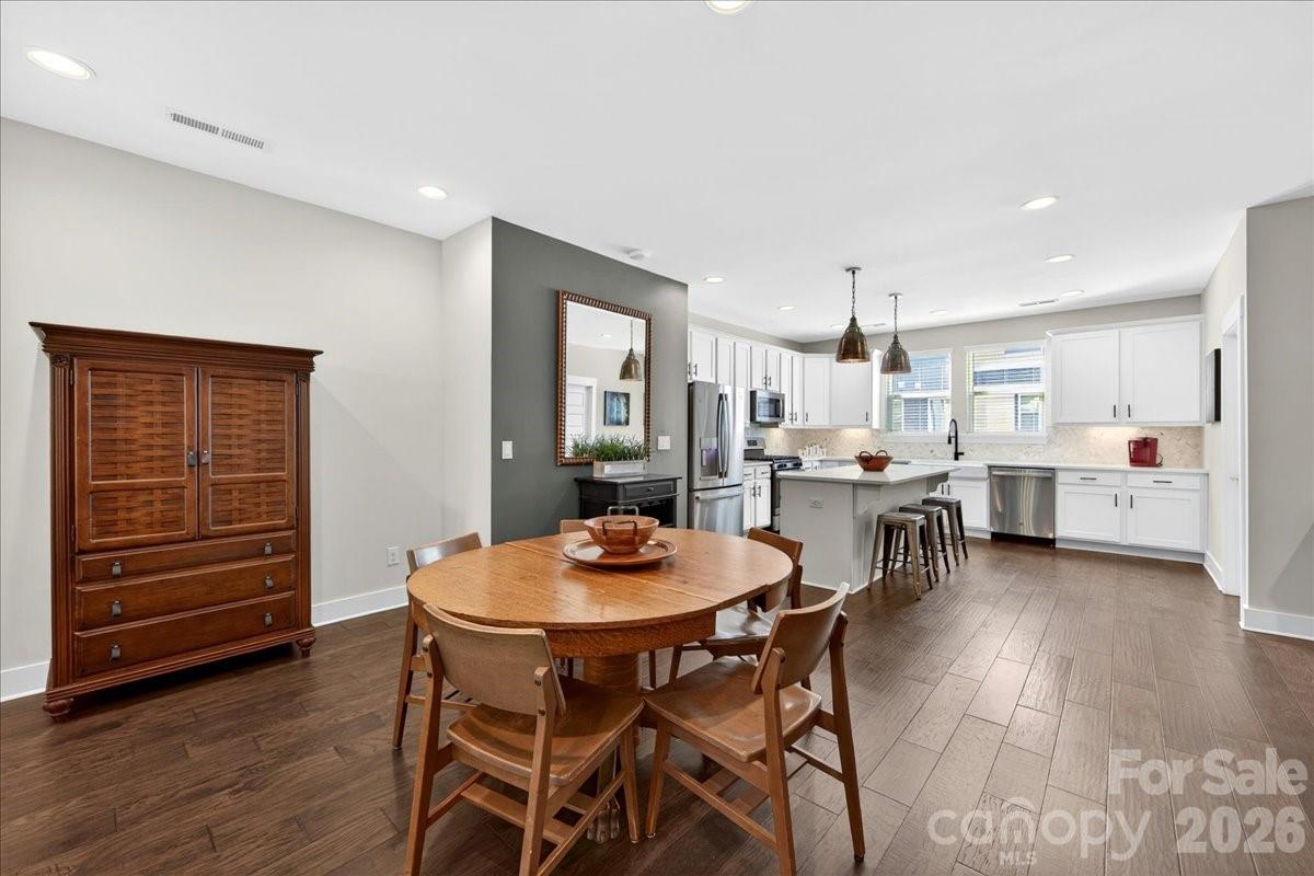 4136 Castleton Road Charlotte NC 28211