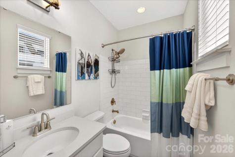 4136 Castleton Road Charlotte NC 28211
