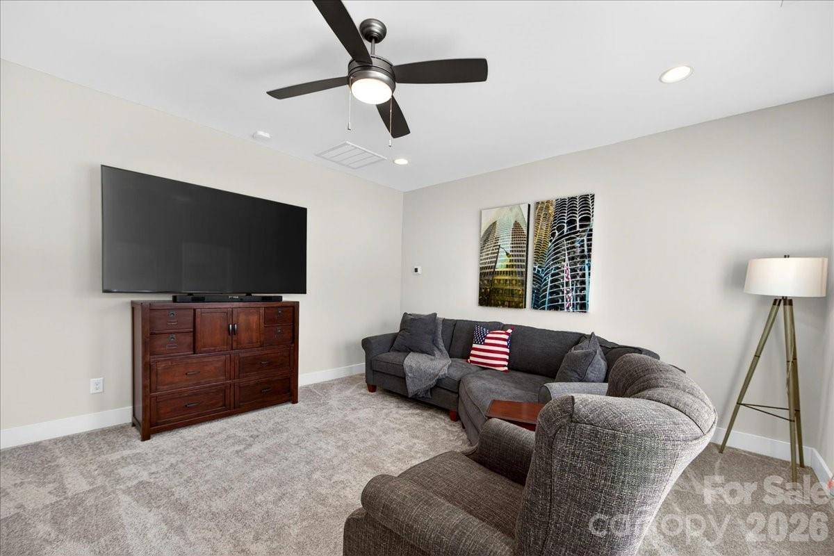 4136 Castleton Road Charlotte NC 28211