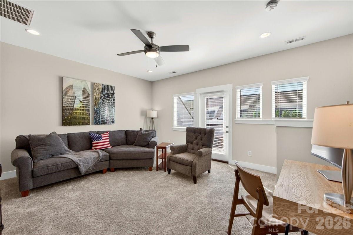4136 Castleton Road Charlotte NC 28211