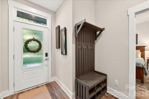 4136 Castleton Road Charlotte NC 28211