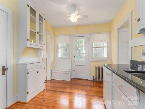 10 Buckingham Court Asheville NC 28803