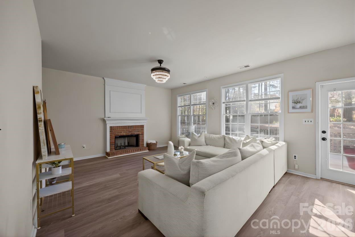 7708 Harrington Woods Road Charlotte NC 28269