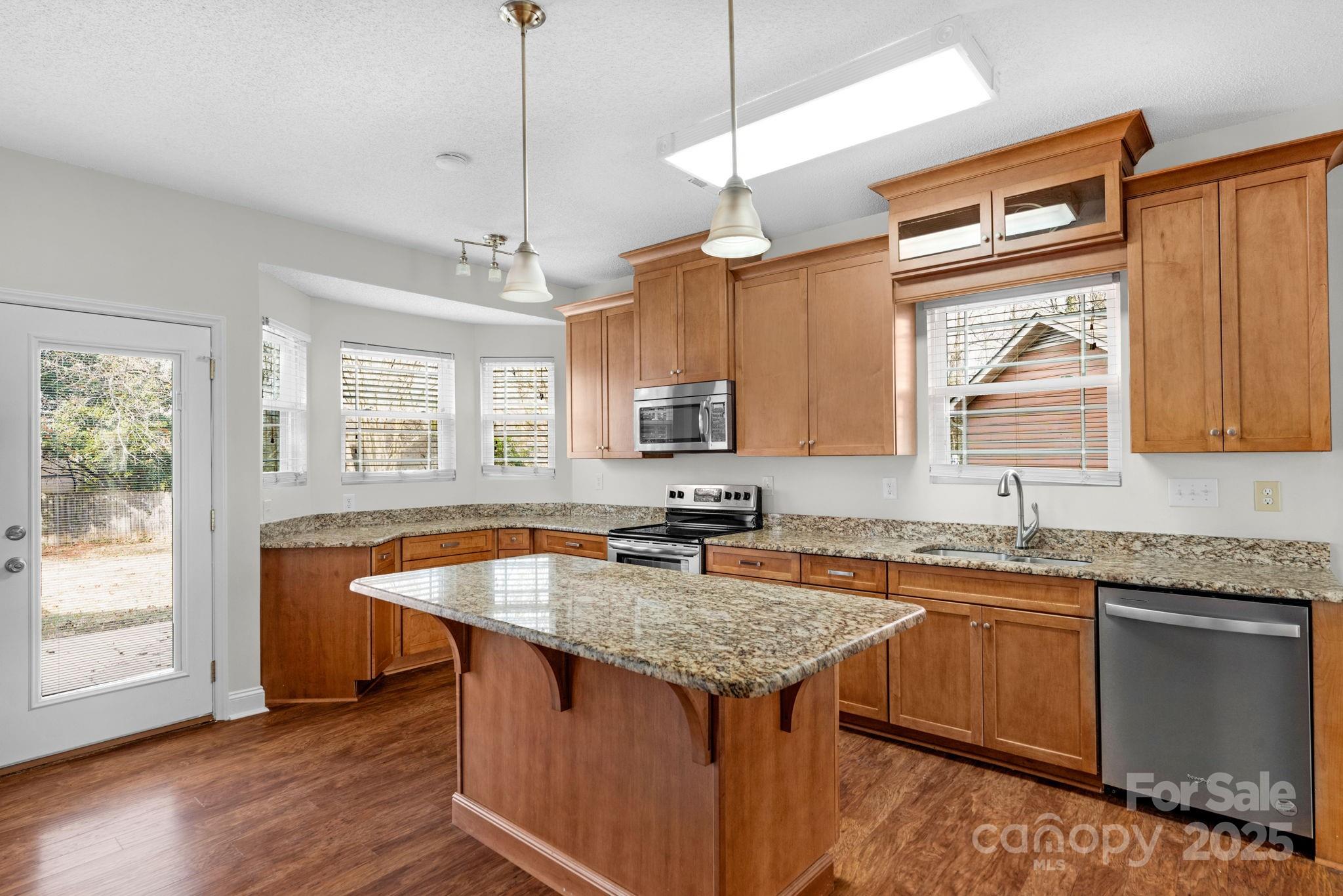 6109 Tartan Green Court Charlotte NC 28227