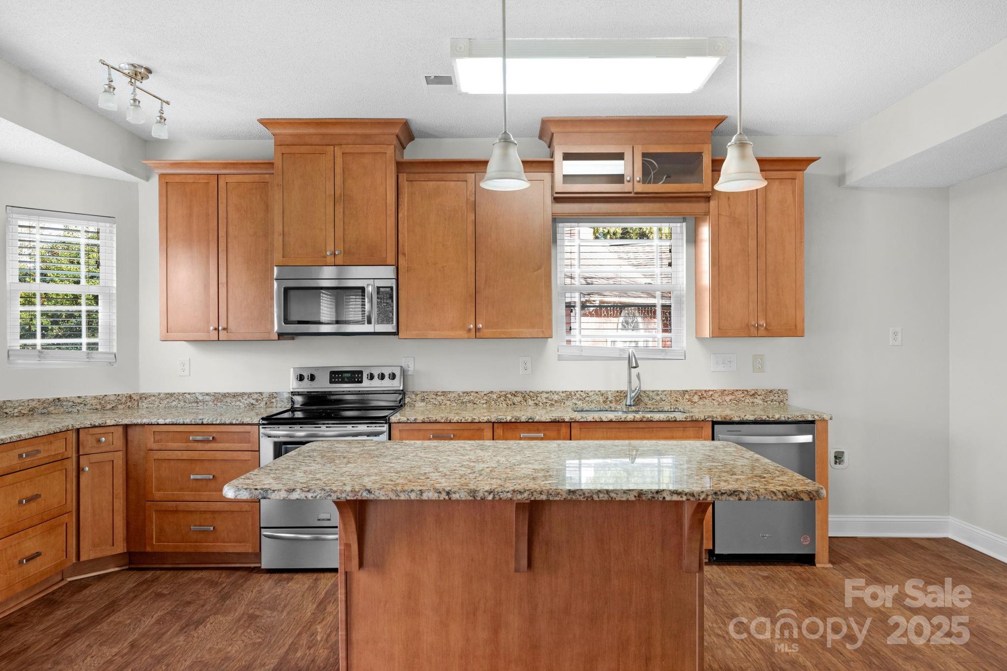6109 Tartan Green Court Charlotte NC 28227