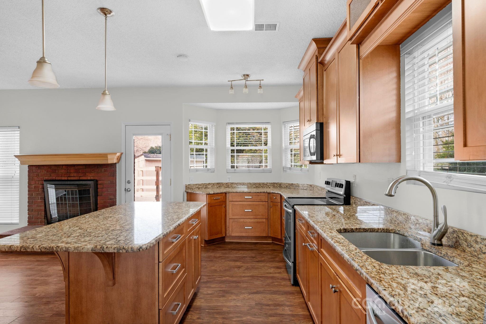 6109 Tartan Green Court Charlotte NC 28227