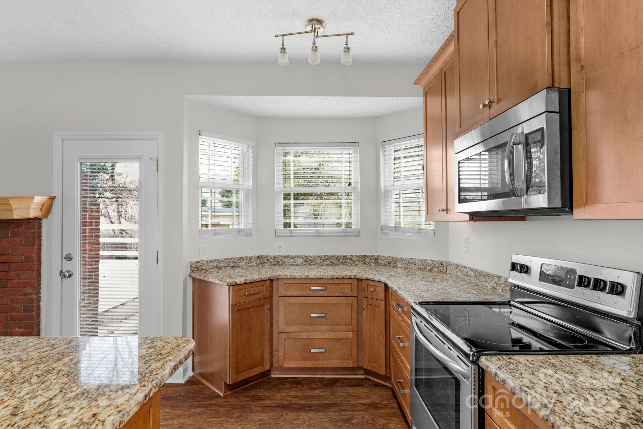 6109 Tartan Green Court Charlotte NC 28227