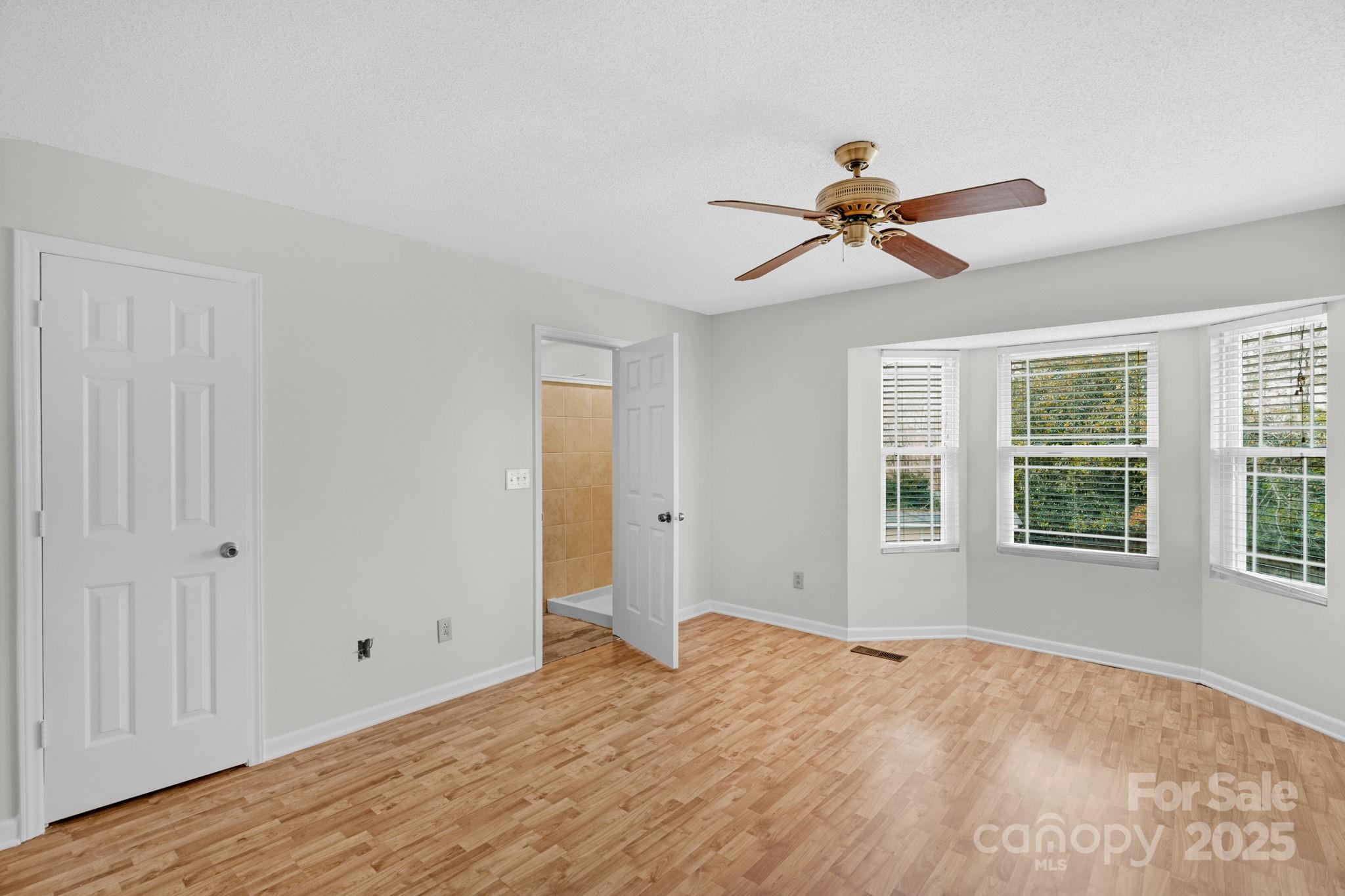 6109 Tartan Green Court Charlotte NC 28227