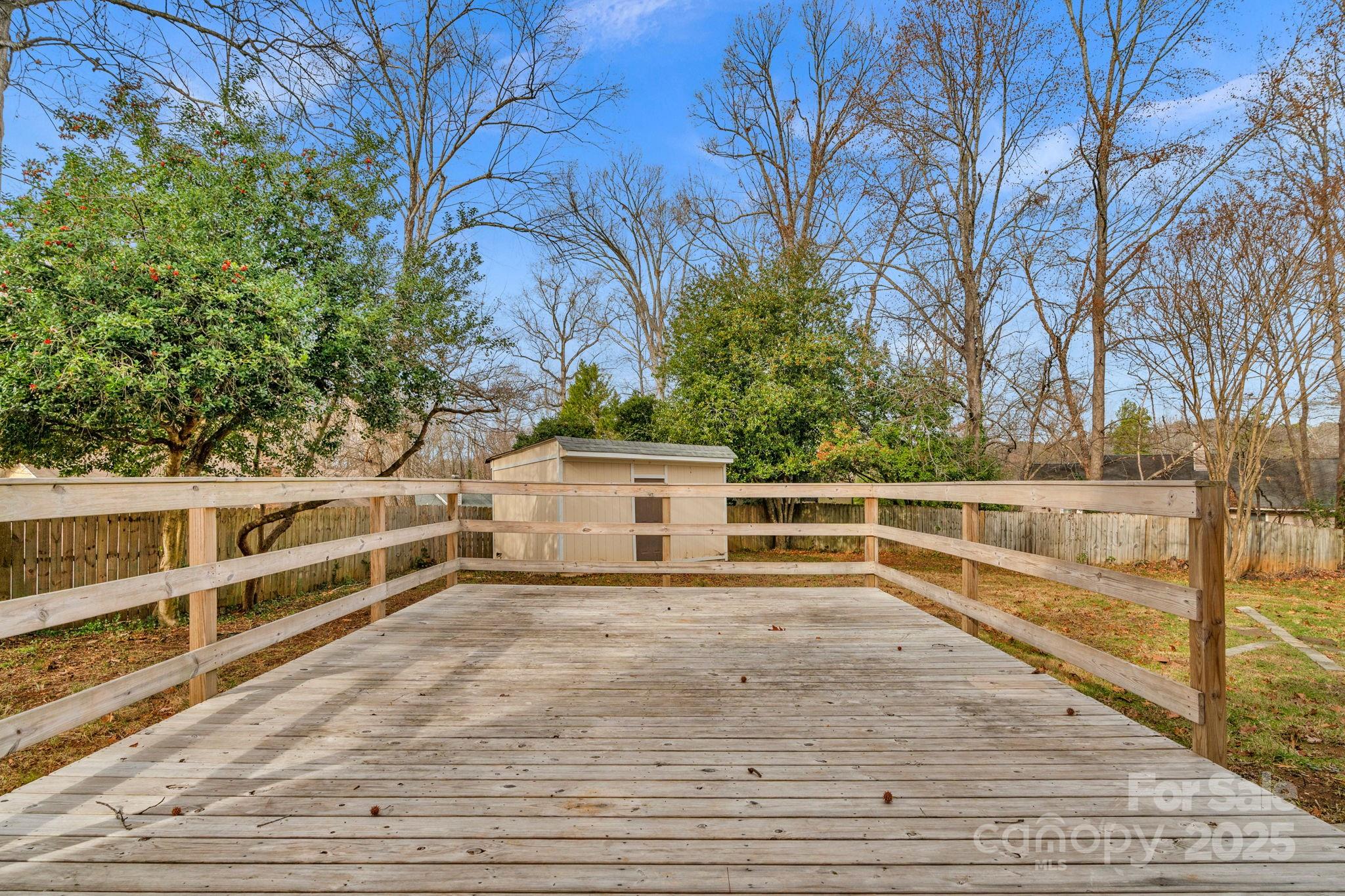 6109 Tartan Green Court Charlotte NC 28227