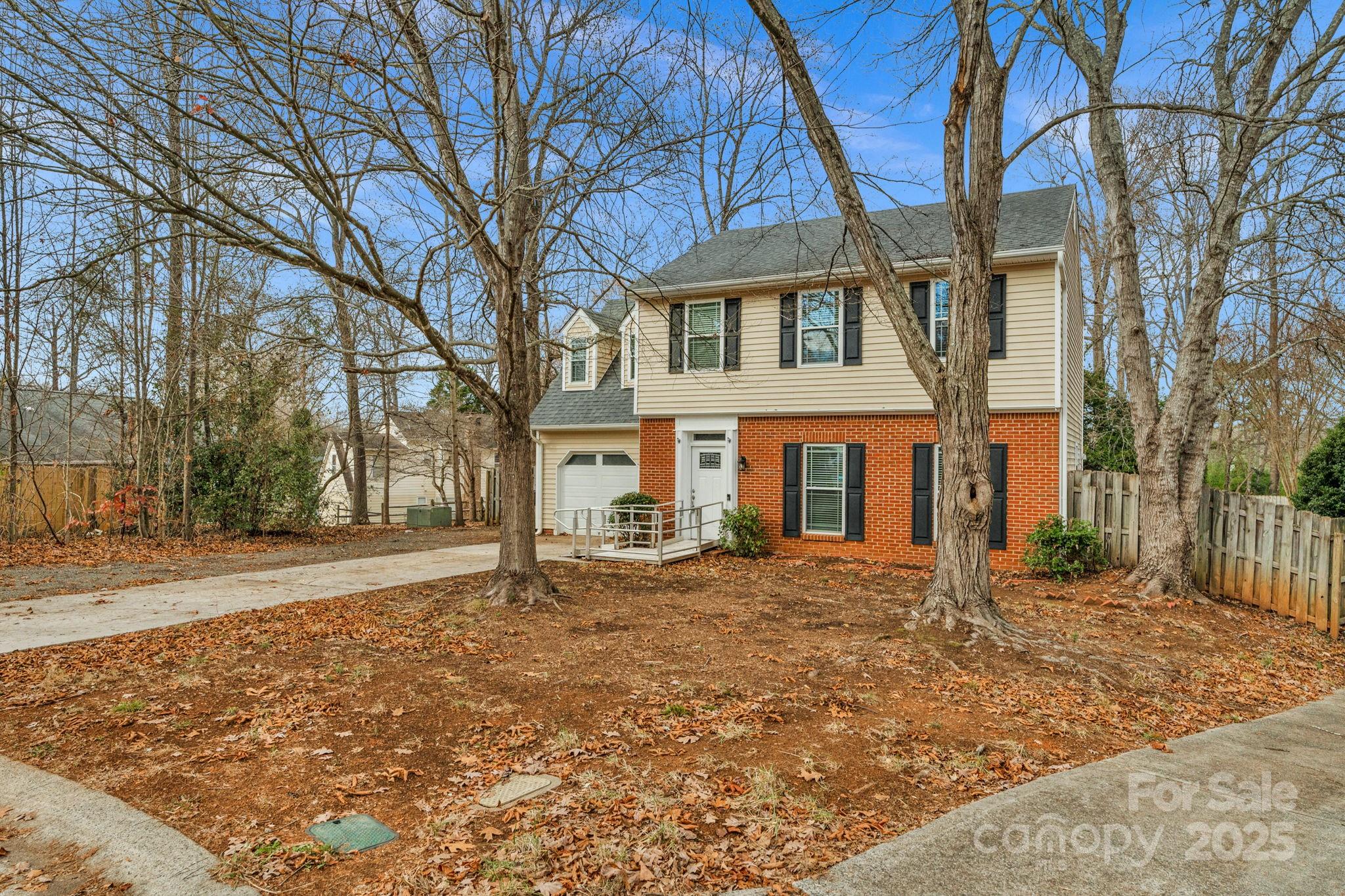 6109 Tartan Green Court Charlotte NC 28227