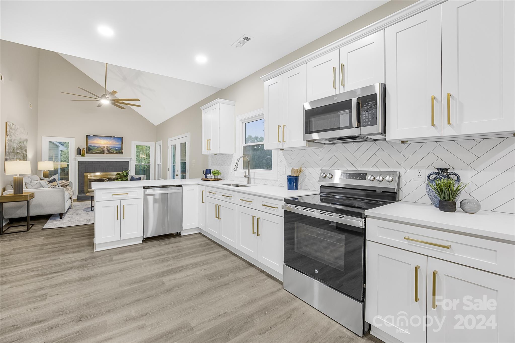 12411 Herdon Court Charlotte NC 28277