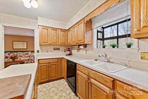 184 Trimont Mountain Road Franklin NC 28734