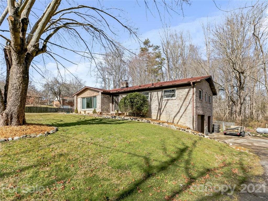 7 Horton Drive Candler NC 28715