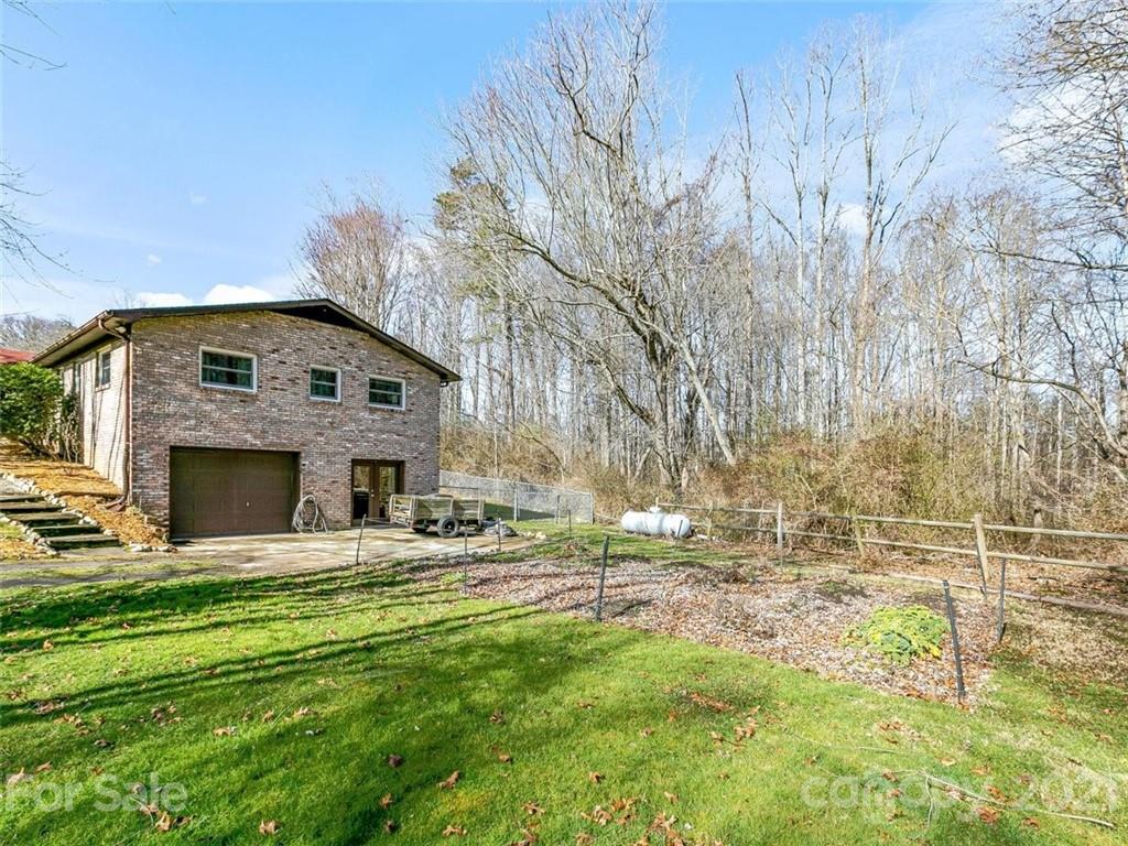 7 Horton Drive Candler NC 28715