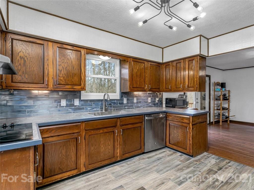 7 Horton Drive Candler NC 28715