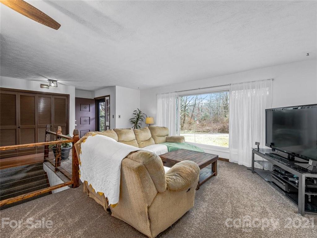 7 Horton Drive Candler NC 28715
