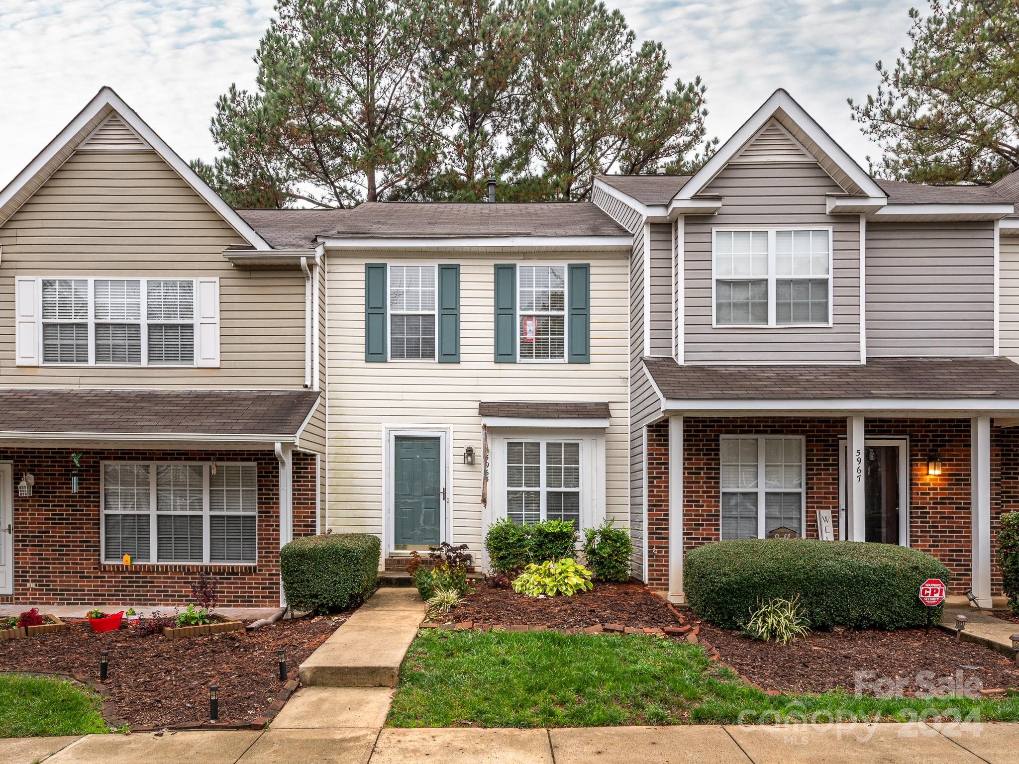 5965 Cougar Lane Charlotte NC 28269