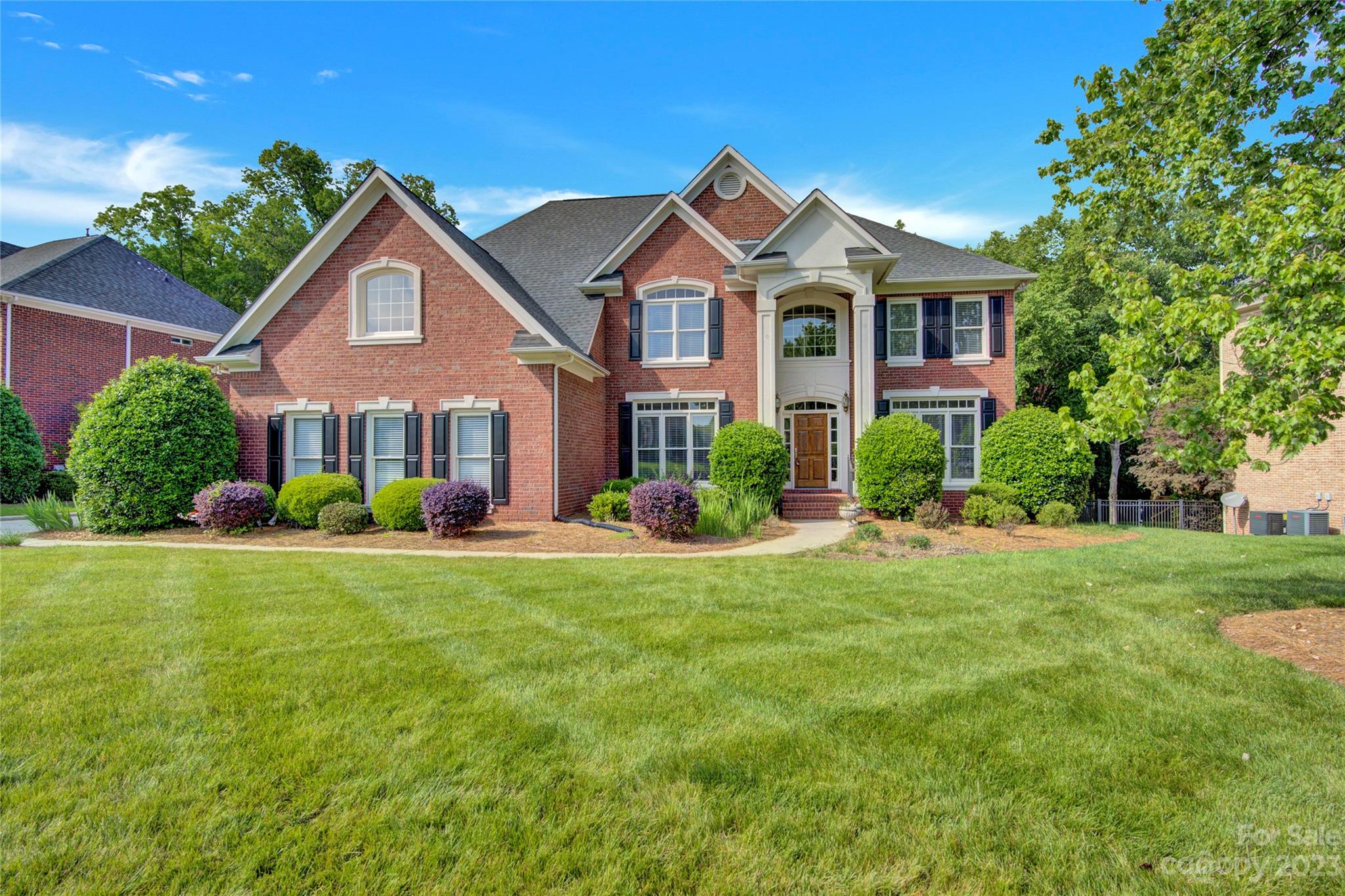 5841 Woodleigh Oaks Drive Charlotte NC 28226