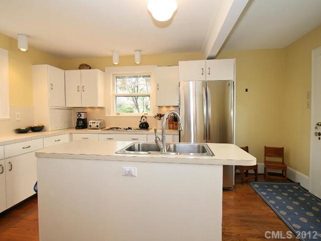925 Ideal Way Charlotte NC 28203