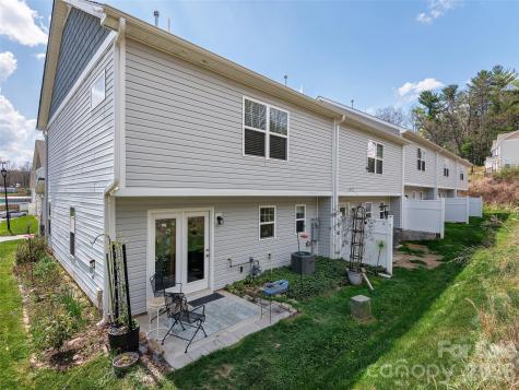 201 Stoney Point Way Candler NC 28715