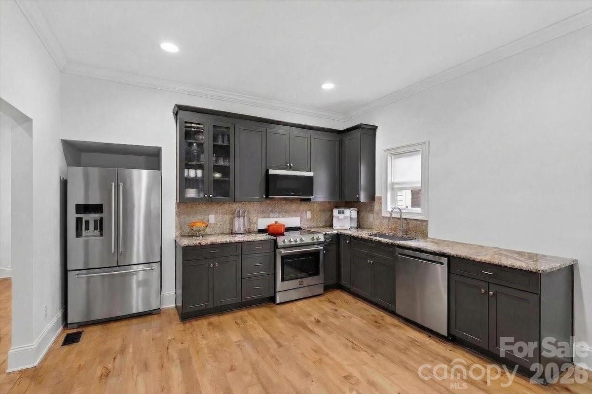 1001 Parkwood Avenue Charlotte NC 28205