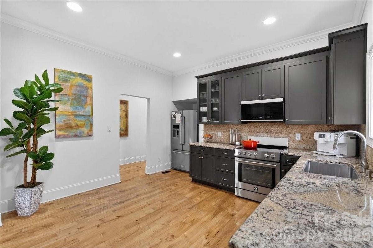 1001 Parkwood Avenue Charlotte NC 28205