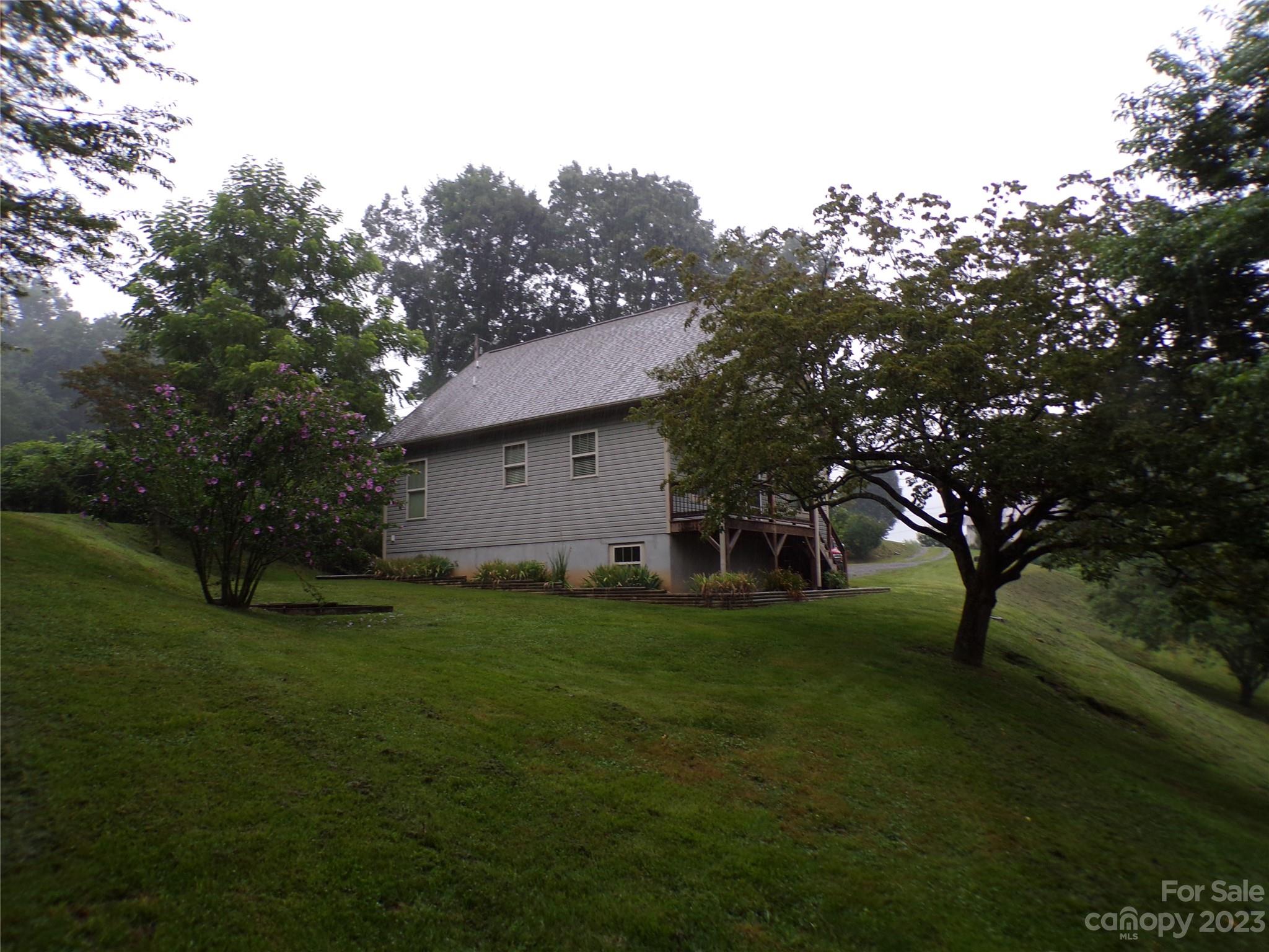 111 Pinkie Lane Canton NC 28716