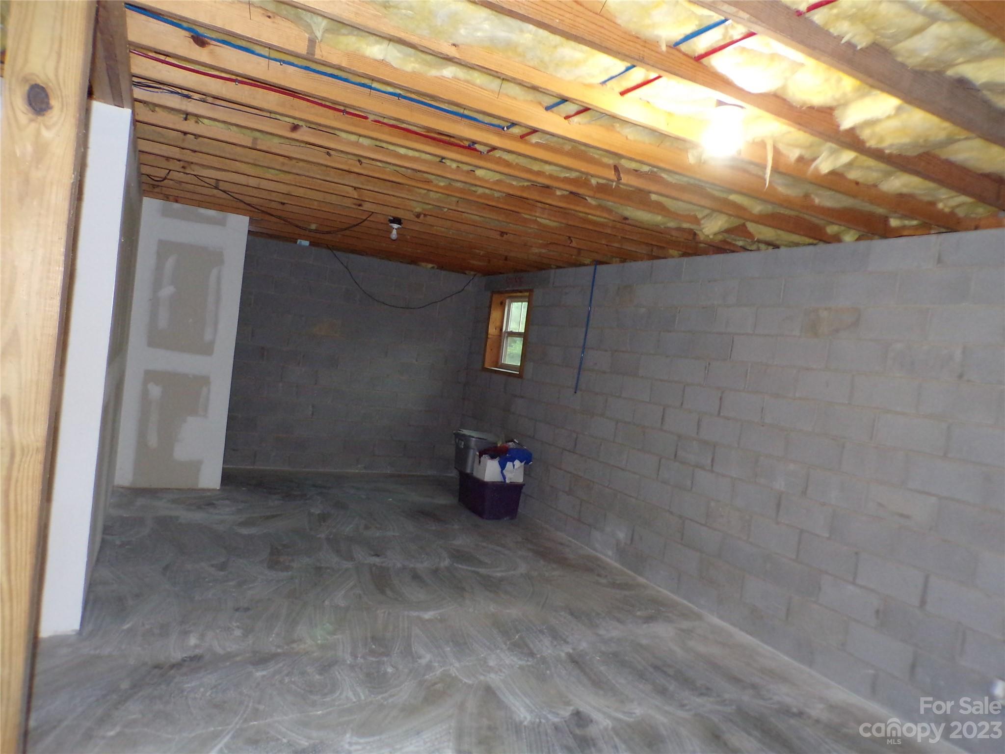 111 Pinkie Lane Canton NC 28716