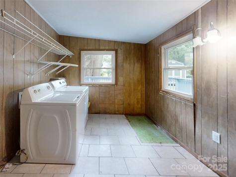 120 Harrison Street Swannanoa NC 28778